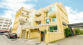 Гостиница Encounter Hostel  Хуален